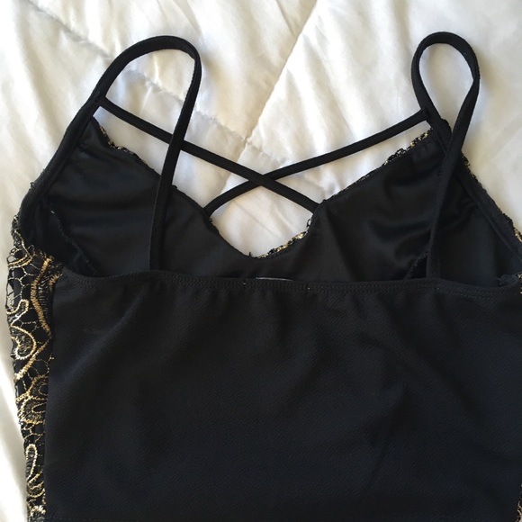 Gold and black crop top - Picture 3 of 4